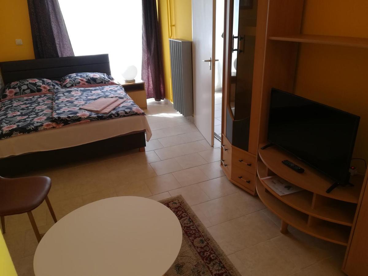 Tarr-Timea Apartmanok Кестхей Экстерьер фото