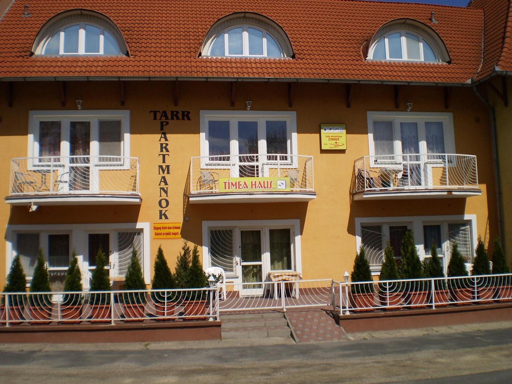 Tarr-Timea Apartmanok Кестхей Экстерьер фото